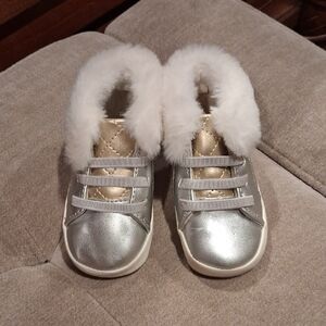 Kids Metallic Silver Fur-Trim Sneaker